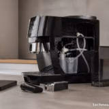 DeLonghi Magnifica Start ECAM 220.22.GB не подає воду: причини та що робити